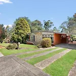 Modern House With Spacious Backyard In Telopea